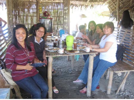 Makan a la Pinoy: Maysa a Sabado iti talon