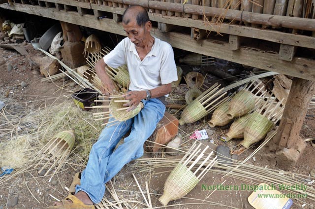 Northern Dispatch  Making bamboo traps a source of income