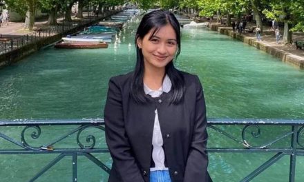 Activist to spend birthday with women inmates who comforted her during detention