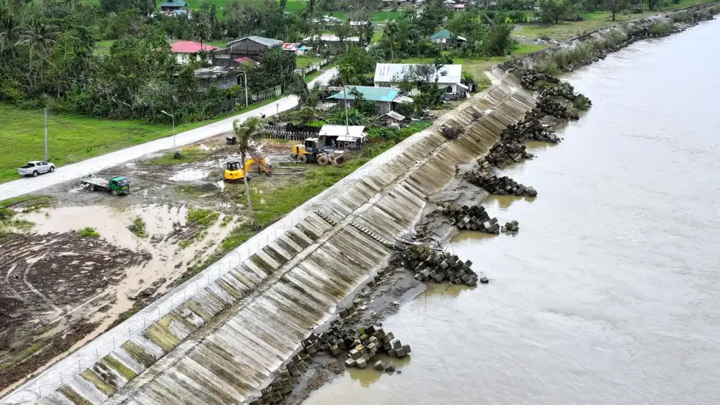 Northern Dispatch | Cagayan mayor seeks probe on DPWH projects