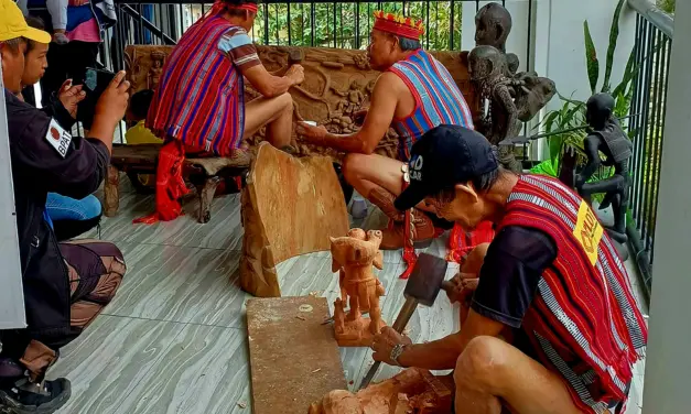 Asin Road carvers dwindle as Baguio marks UNESCO craft title